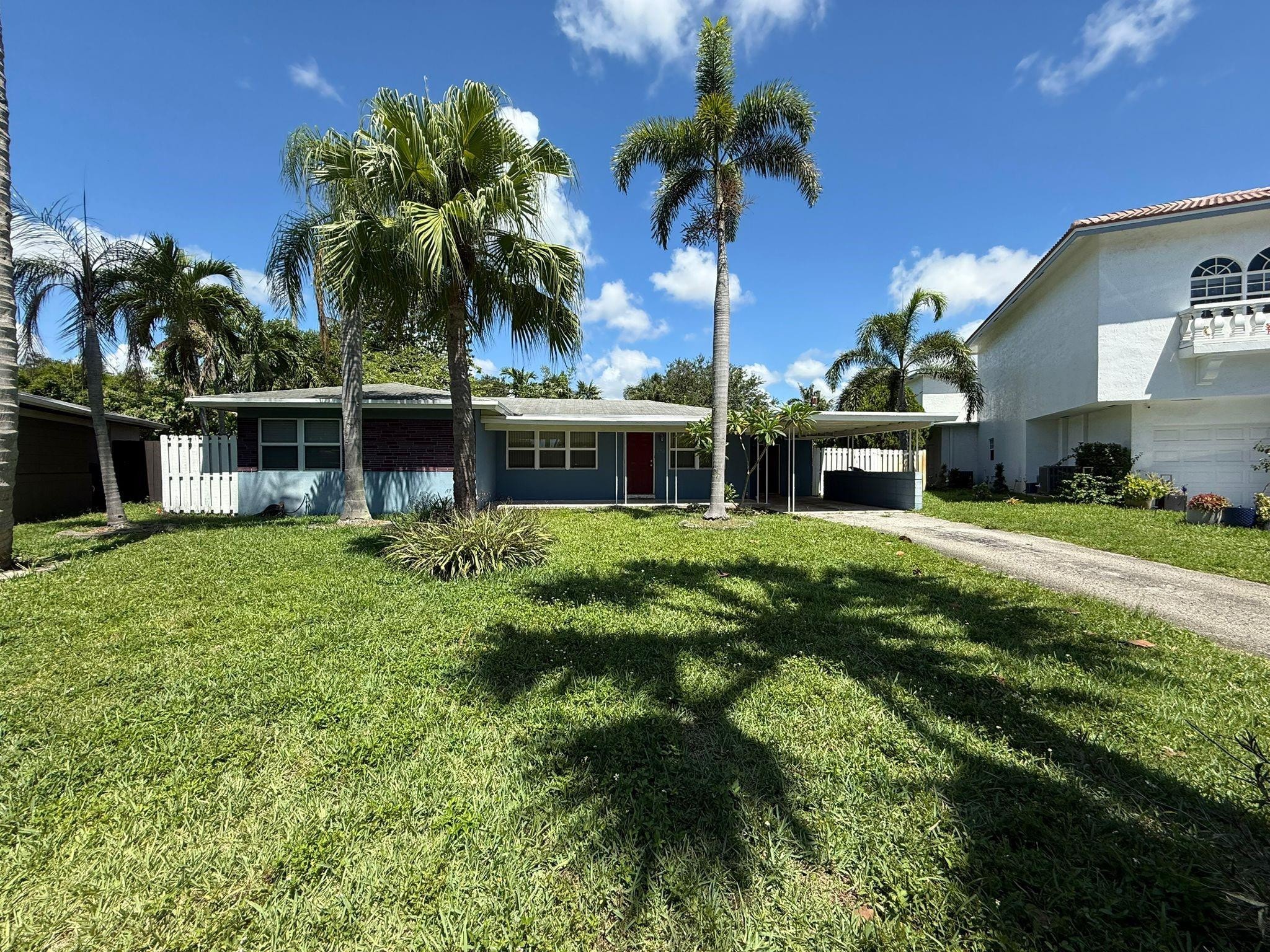 2BR – SingleFamilyResidence at 2957 NW 6th Avenue