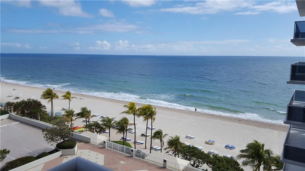 2BR – Condominium at 3500 Galt Ocean Drive #616