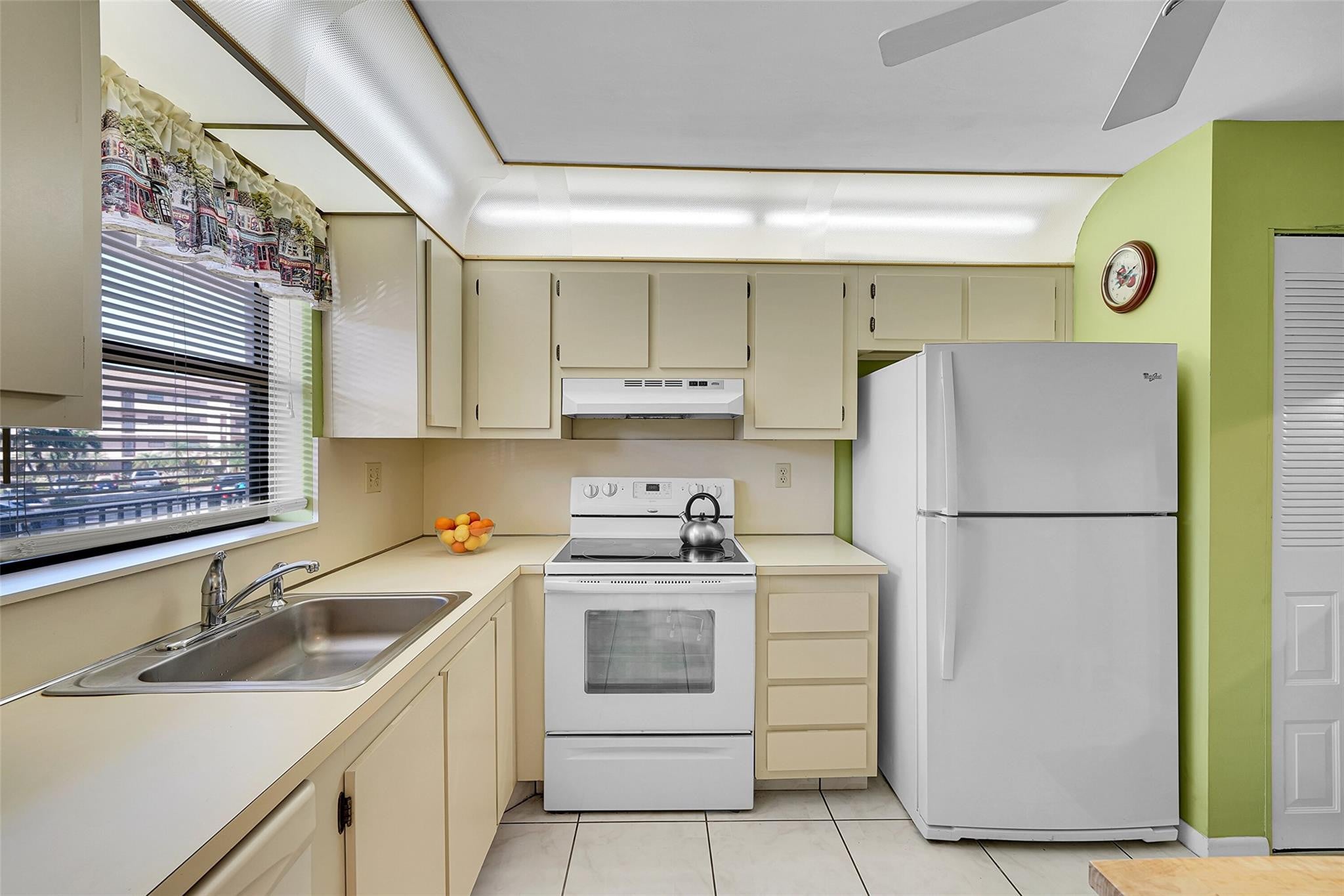 1BR – Condominium at 10123 Sunrise Lakes Boulevard #206