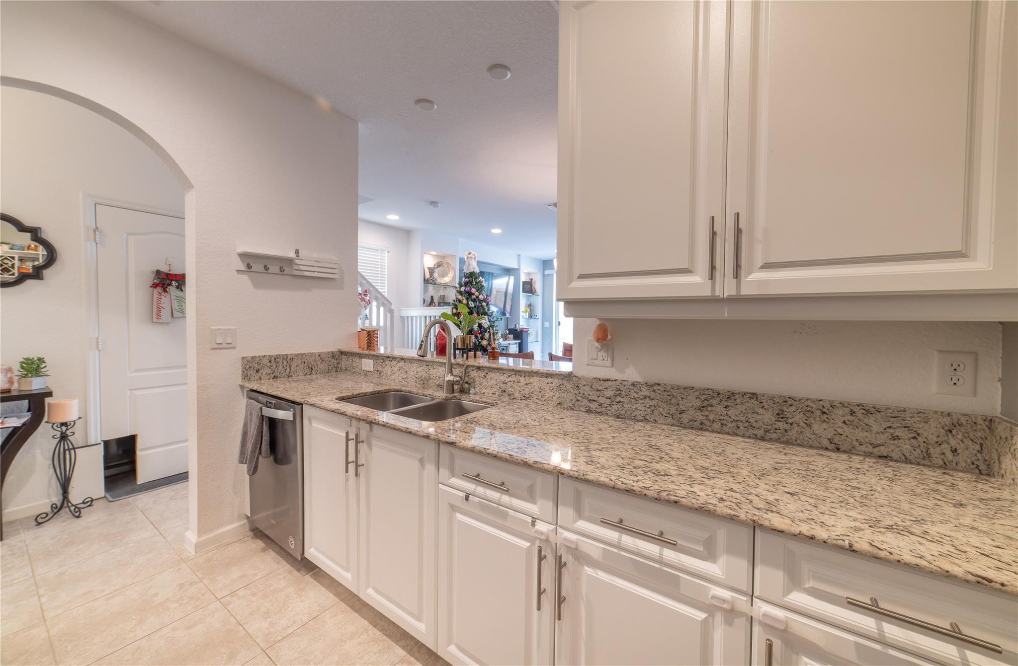 3BR – Townhouse at 5769 Monterra Club Drive