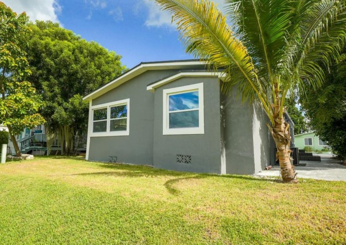 3BR – ManufacturedHome at 35250 SW 177 Court #24