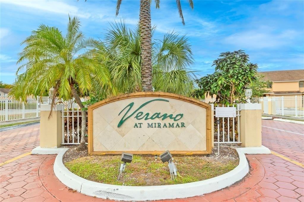 2BR – Condominium at 8053 SW 21st Court #8053