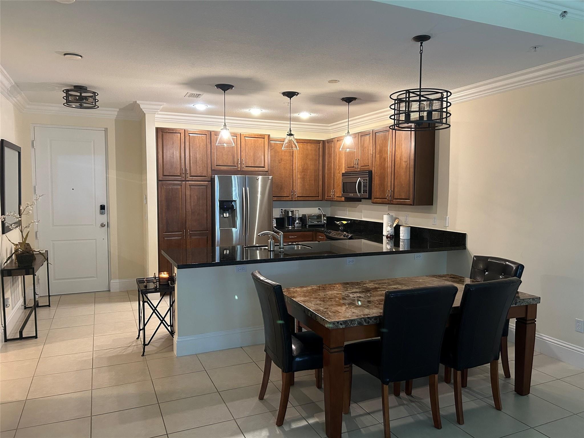3BR – Condominium at 226 N Latitude Circle #205
