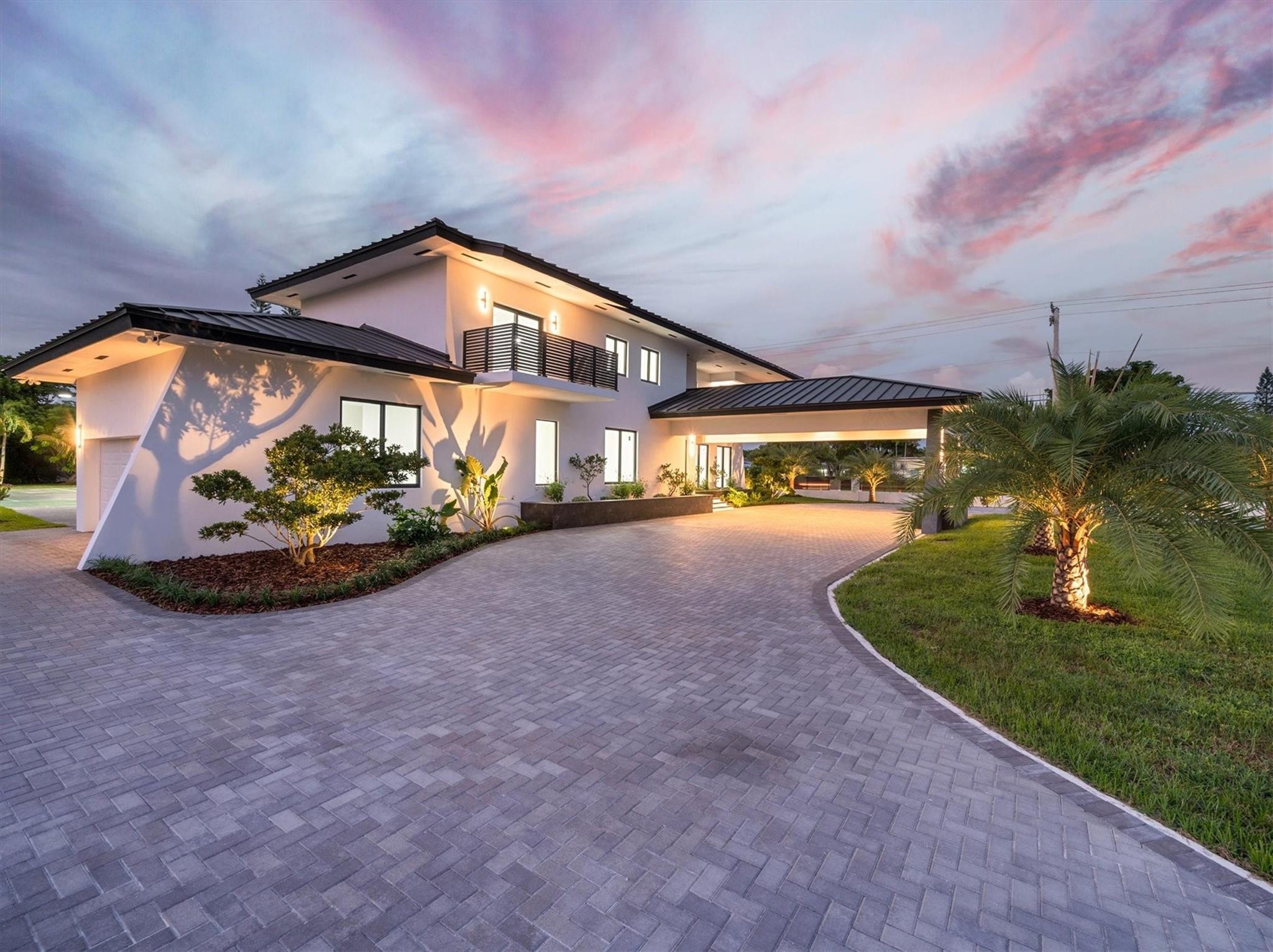 8BR – SingleFamilyResidence at 10201 SW 64th Street