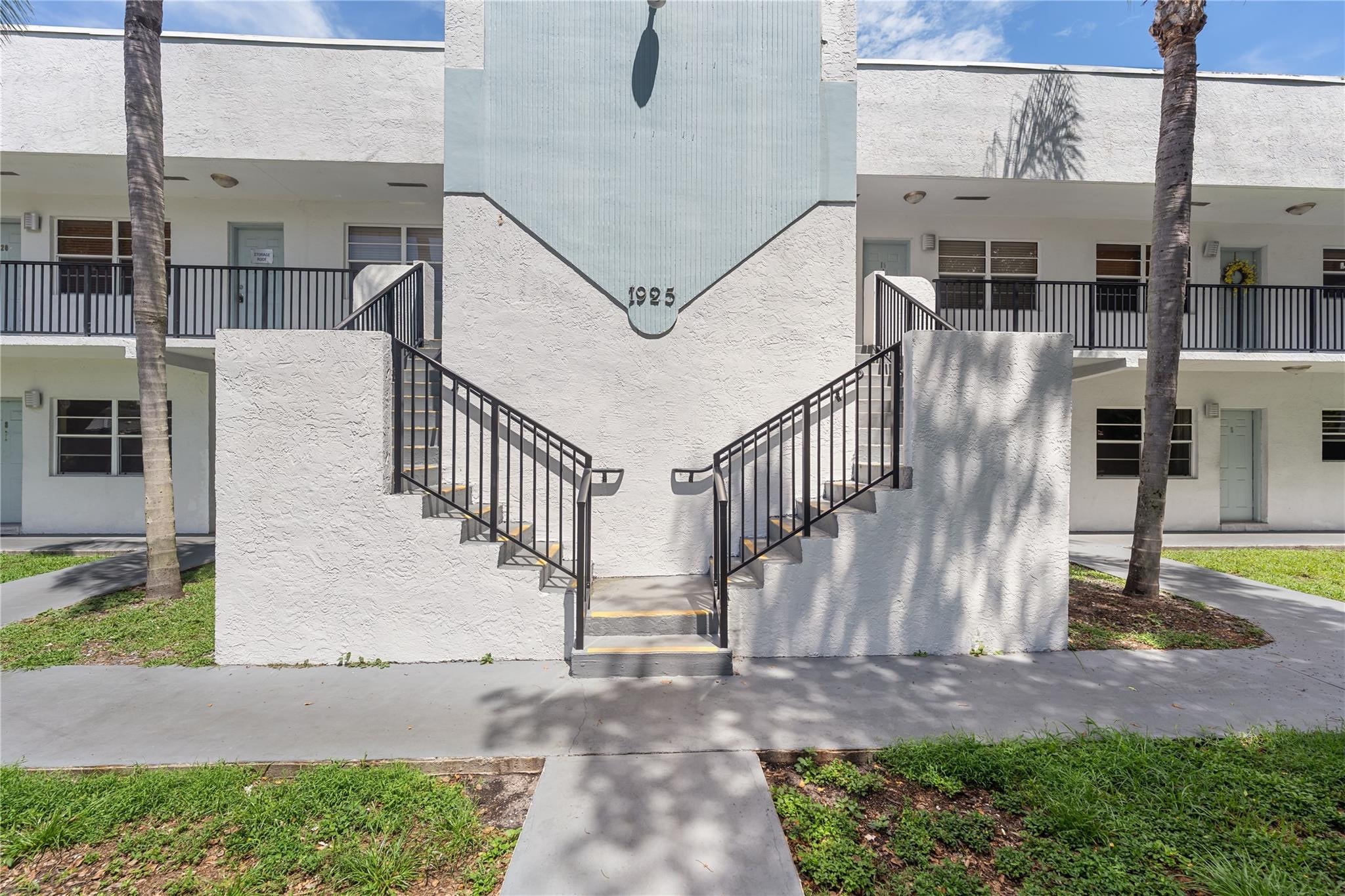 1BR – Condominium at 1925 Madison Street #14
