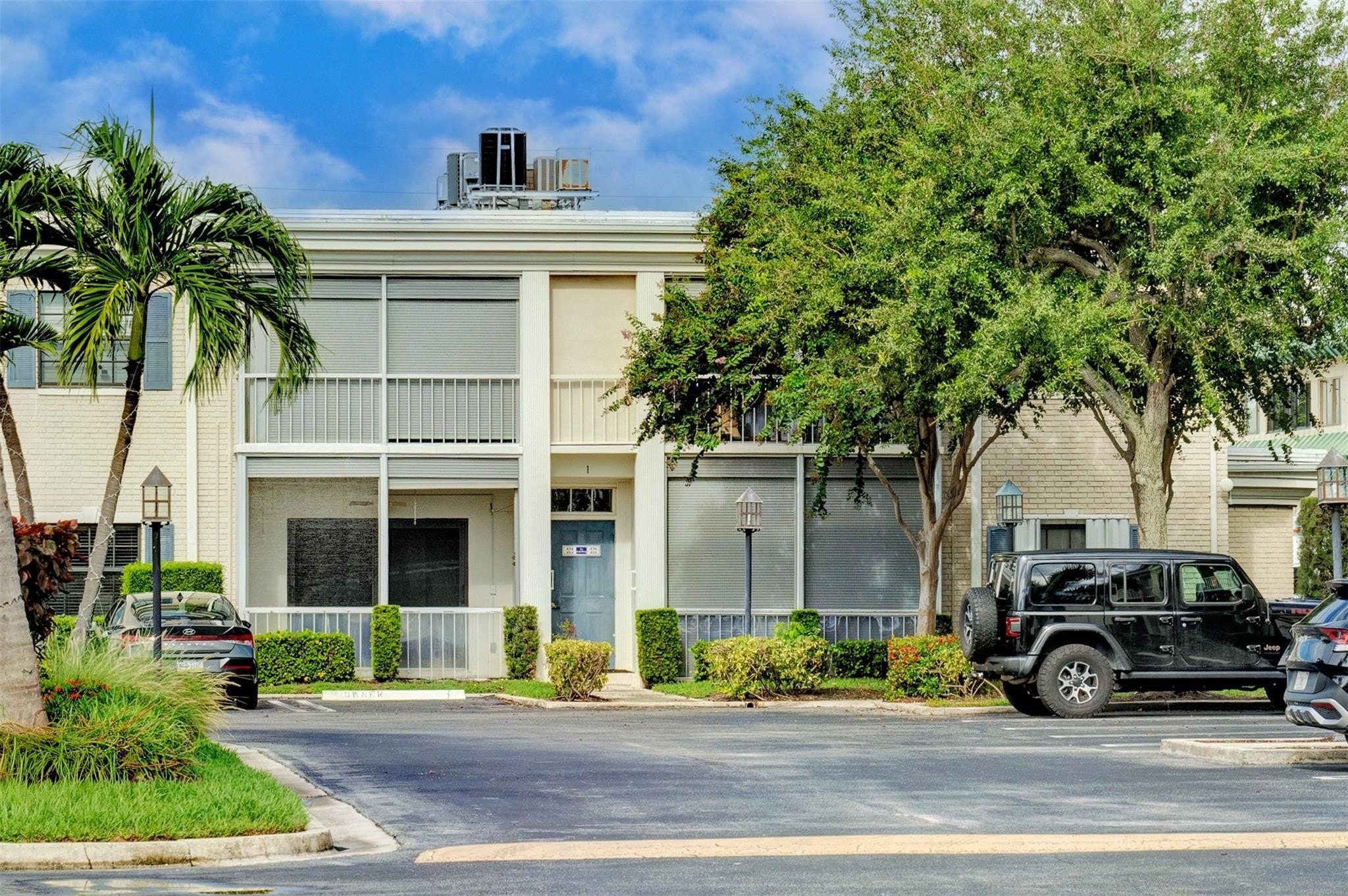1BR – Condominium at 140 Cypress Club Drive #414