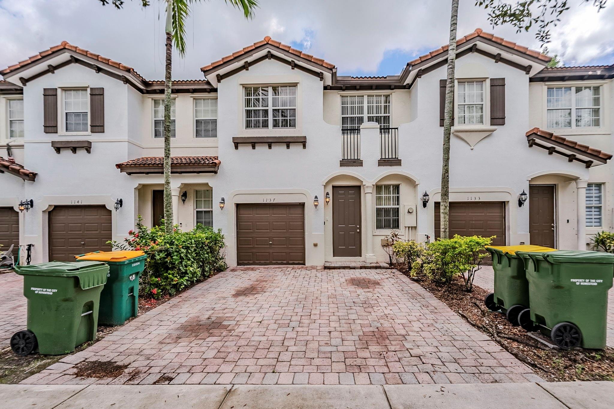 4BR – Townhouse at 1137 NE 31st Terrace