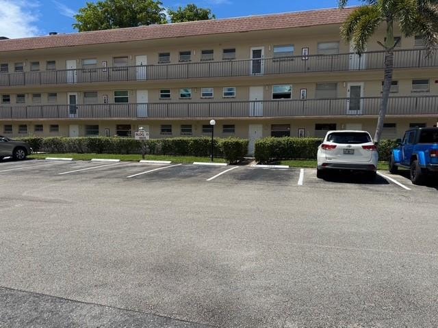 1BR – Condominium at 1801 NW 75th Avenue #306