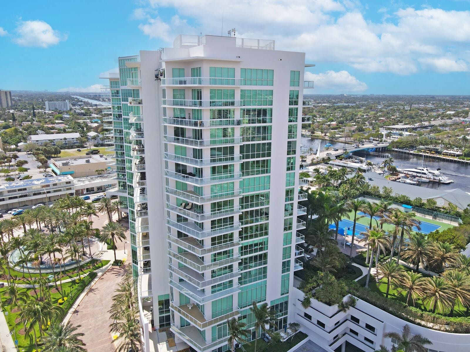 3BR – Condominium at 1 N Ocean Boulevard #607