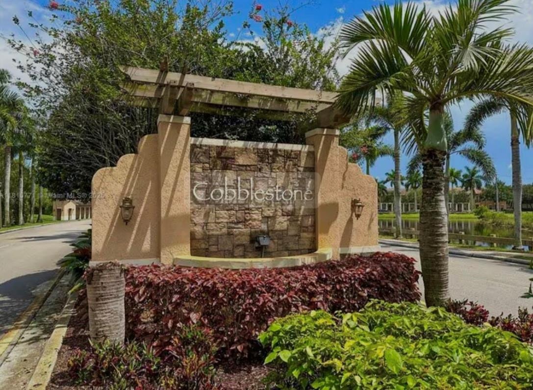 3BR – Condominium at 817 SW 147th Avenue #817