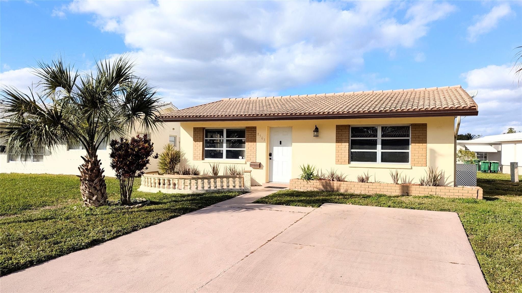 2BR – SingleFamilyResidence at 8503 NW 57th Court