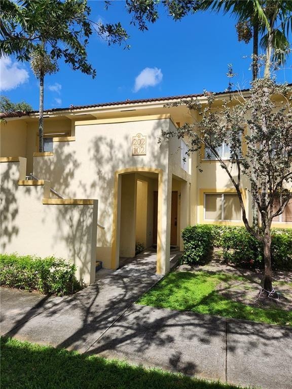 2BR – Apartment at 4775 SW 62nd Avenue #102