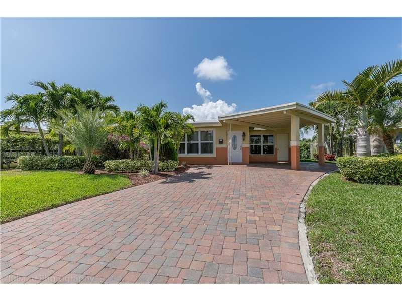 2BR – SingleFamilyResidence at 160 SE 12th Street