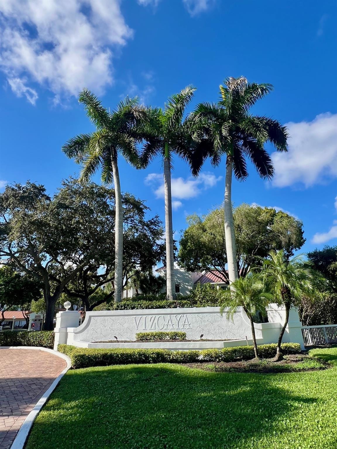 3BR – Condominium at 4126 W Palm Aire Drive #262d