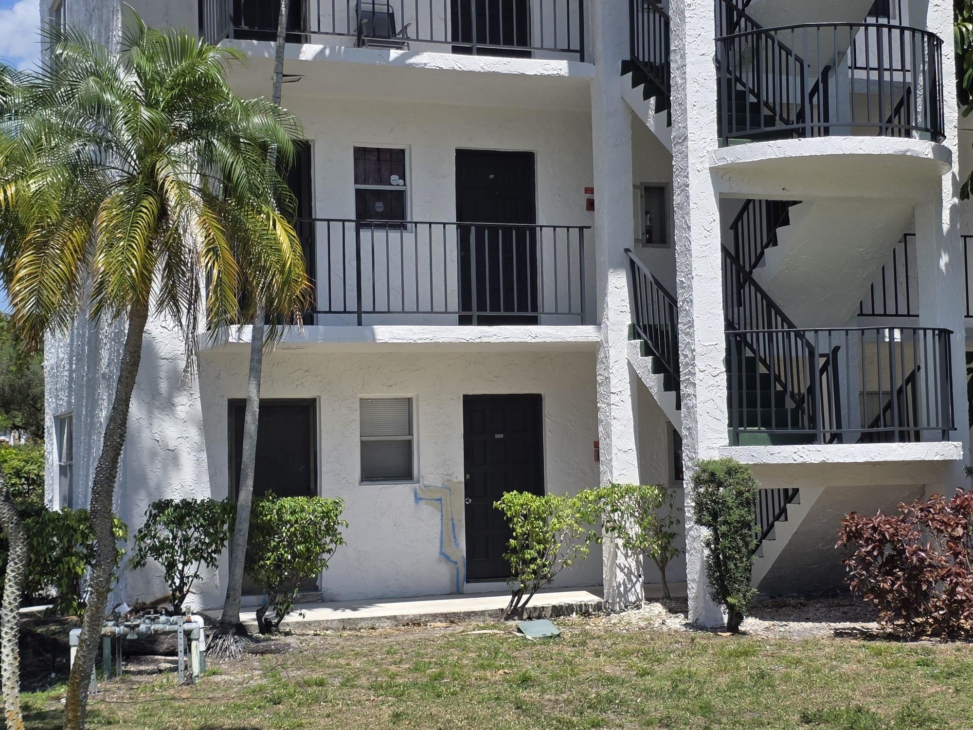 2BR – Condominium at 3330 Spanish Moss Terrace #113