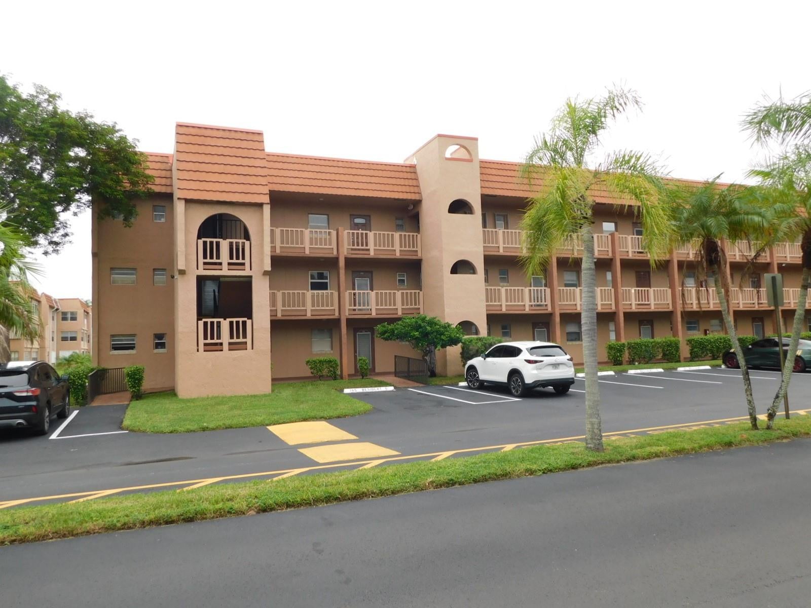 1BR – Condominium at 9580 Sunrise Lakes Boulevard #202