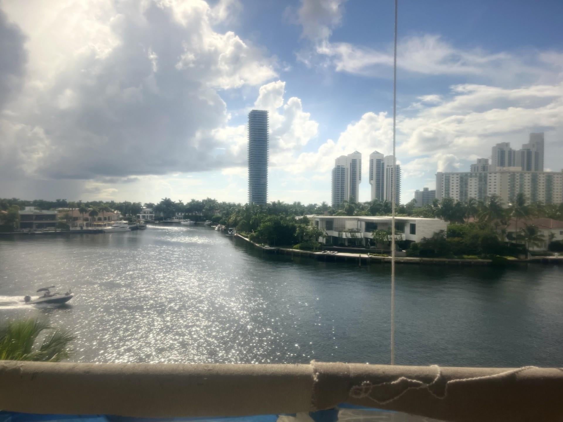 3BR – Condominium at 19667 Turnberry Way #4J
