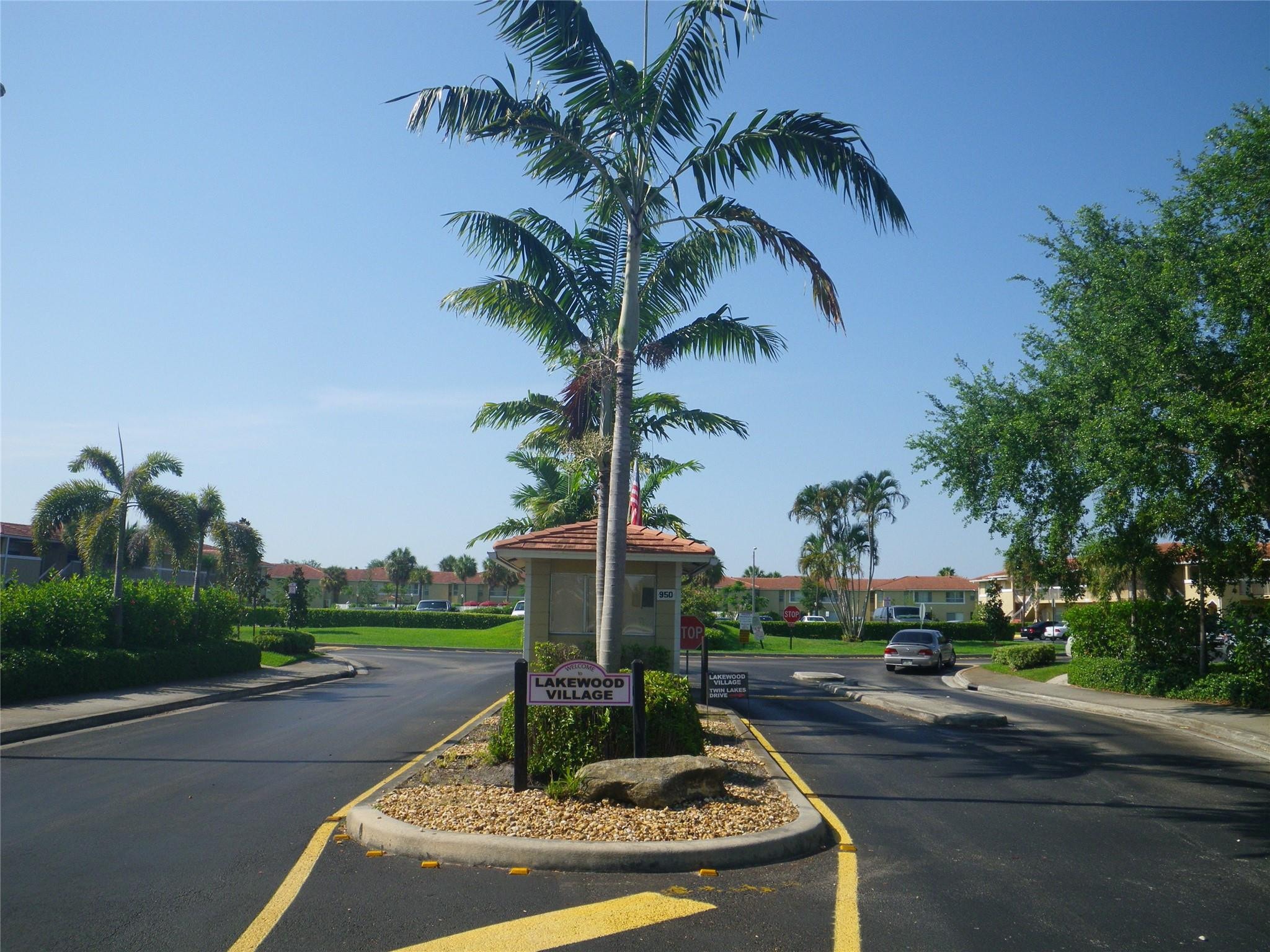 2BR – Condominium at 9902 Twin Lakes Drive #9902