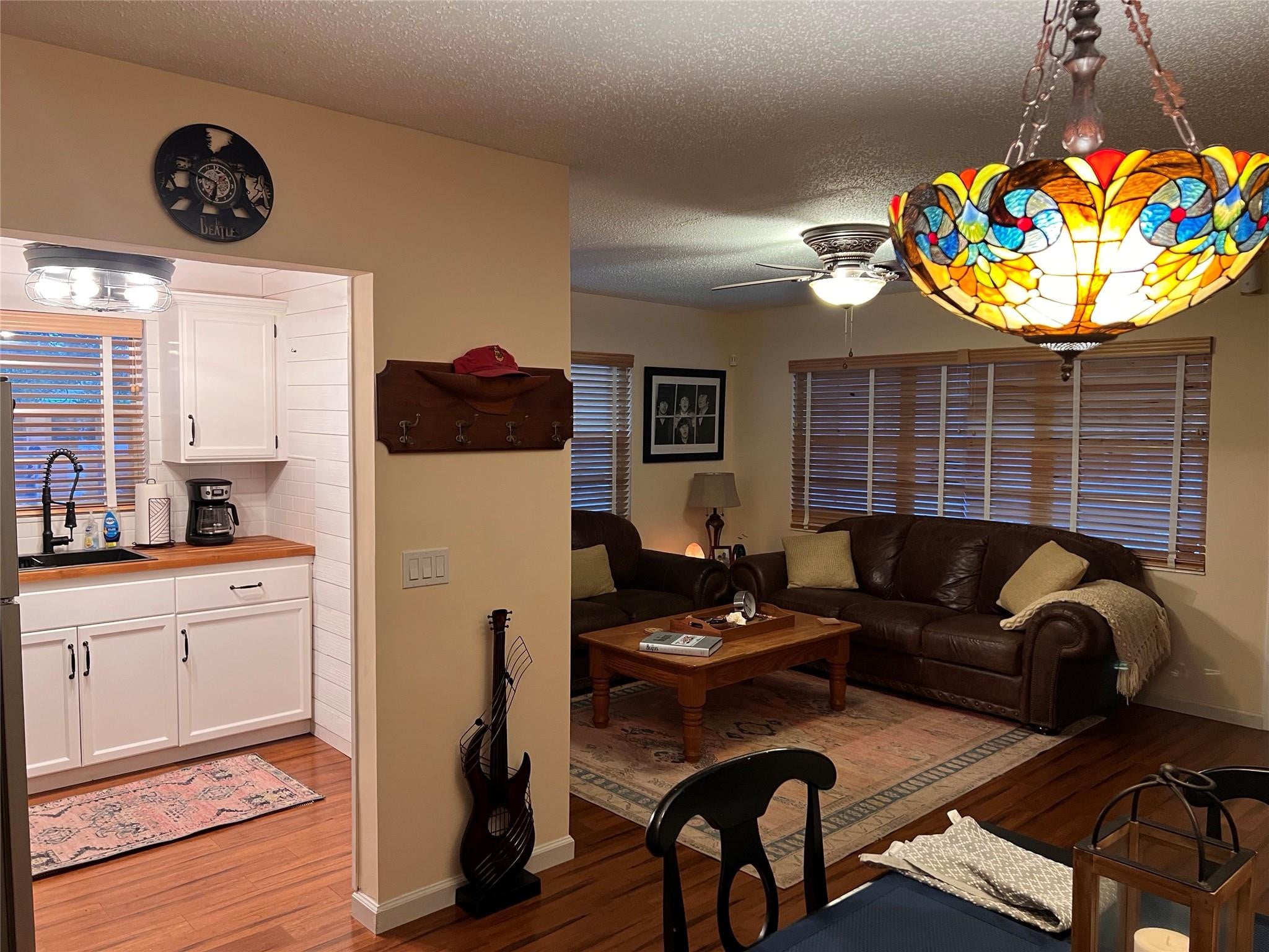 1BR – Condominium at 117 Farnham #117
