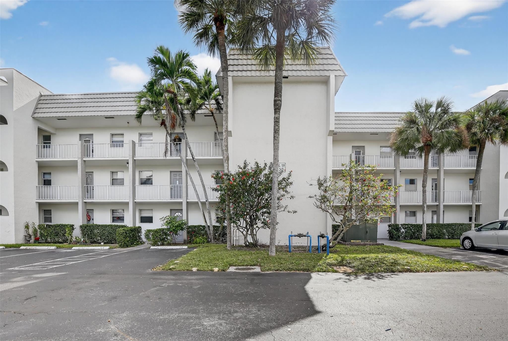 2BR – Condominium at 8130 Sunrise Lakes Boulevard #309