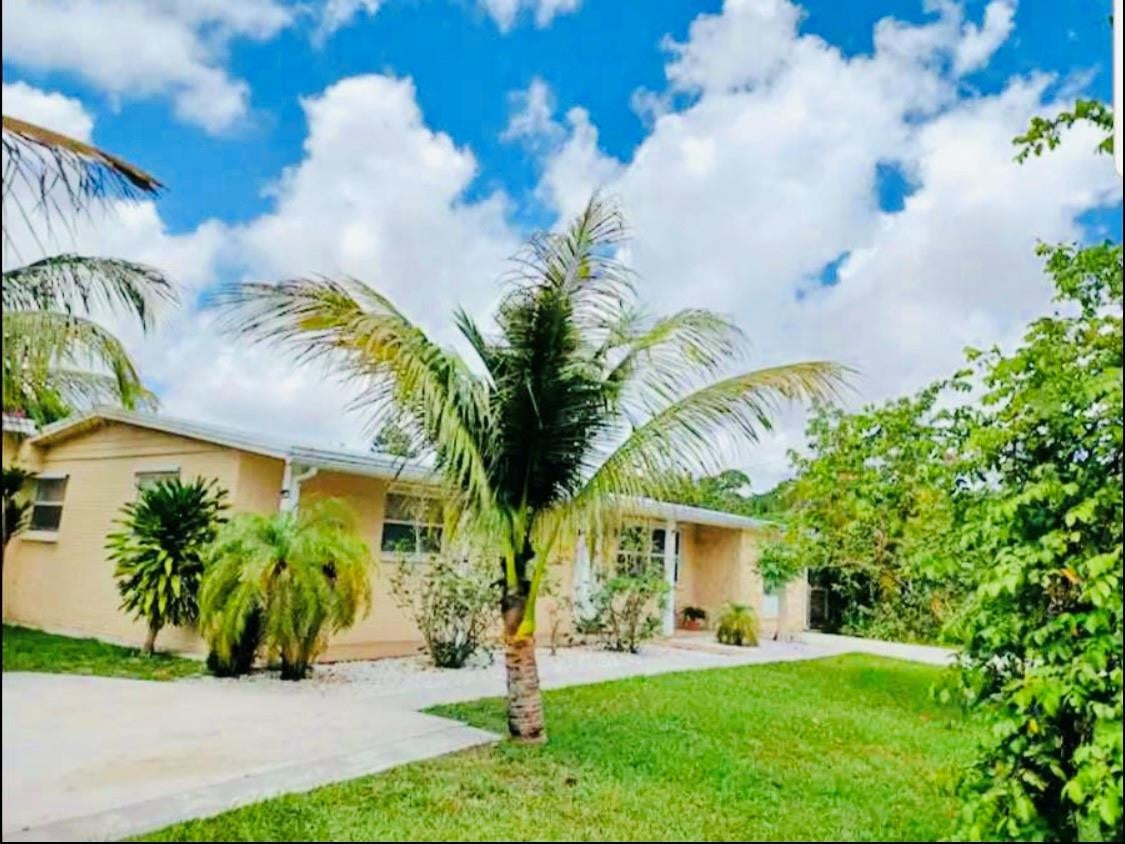 5BR – RNT at 279 Hach Lane