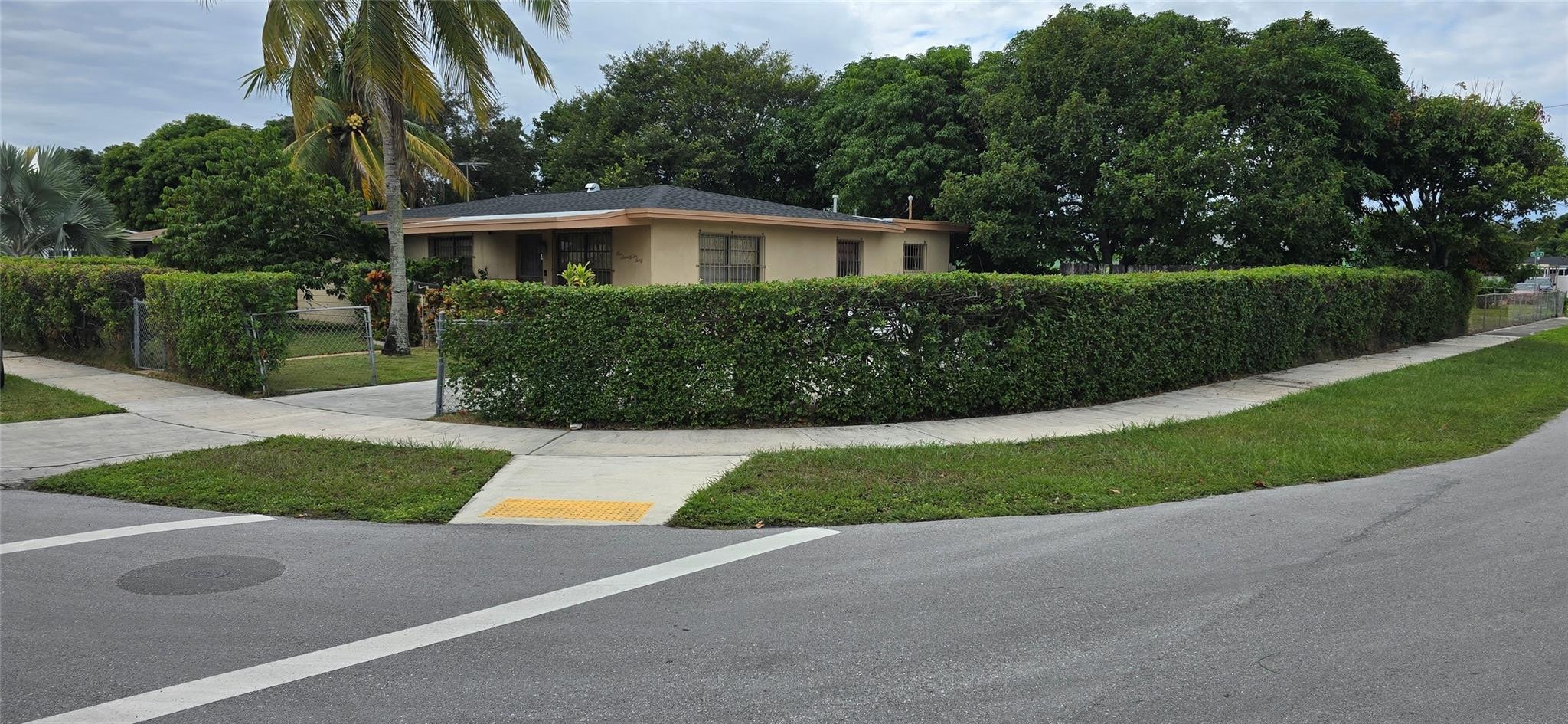 3BR – SingleFamilyResidence at 17230 NW 10th Court