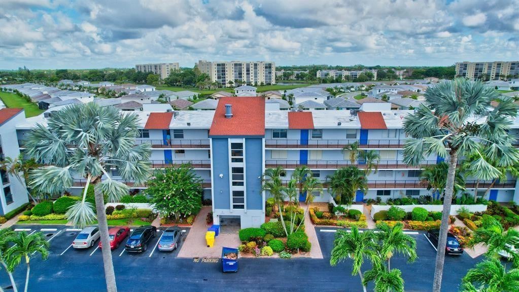2BR – Condominium at 14747 Cumberland Drive #206