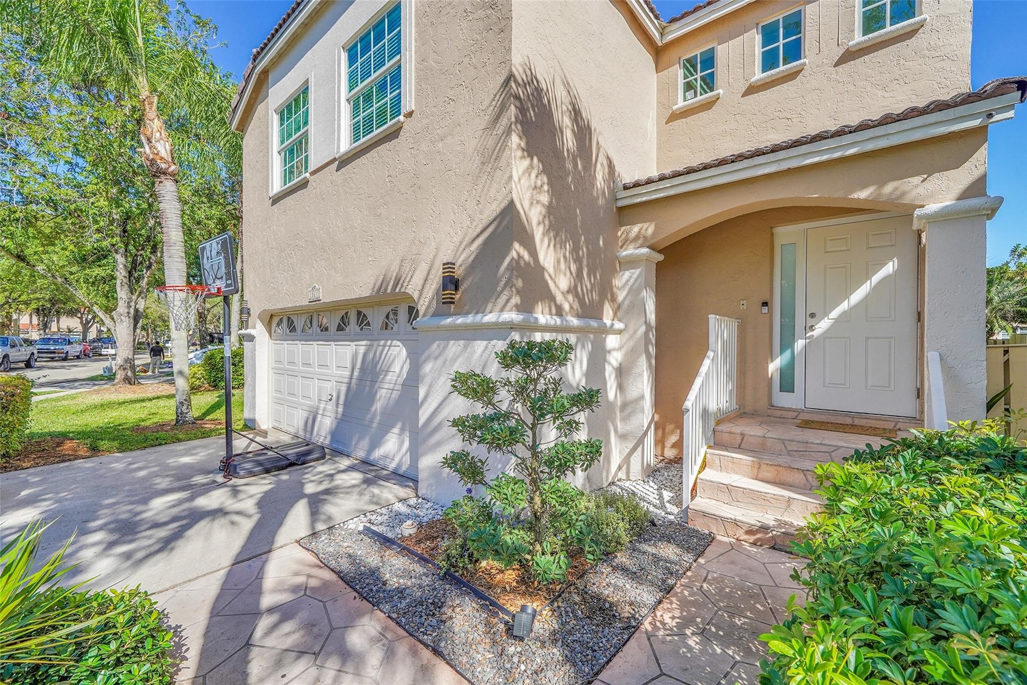 4BR – SingleFamilyResidence at 10615 NW 12th Court