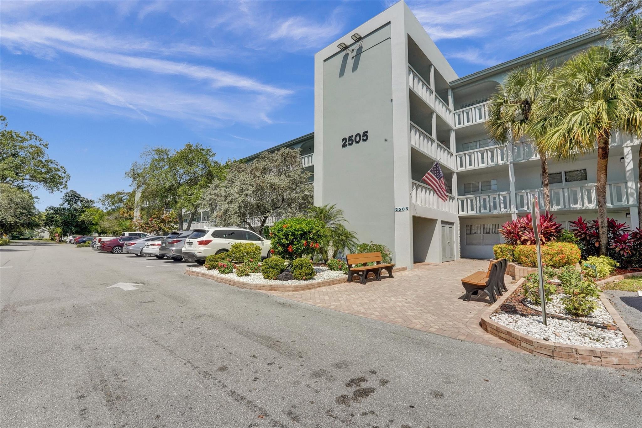 2BR – Condominium at 2505 Antigua Terrace #L3