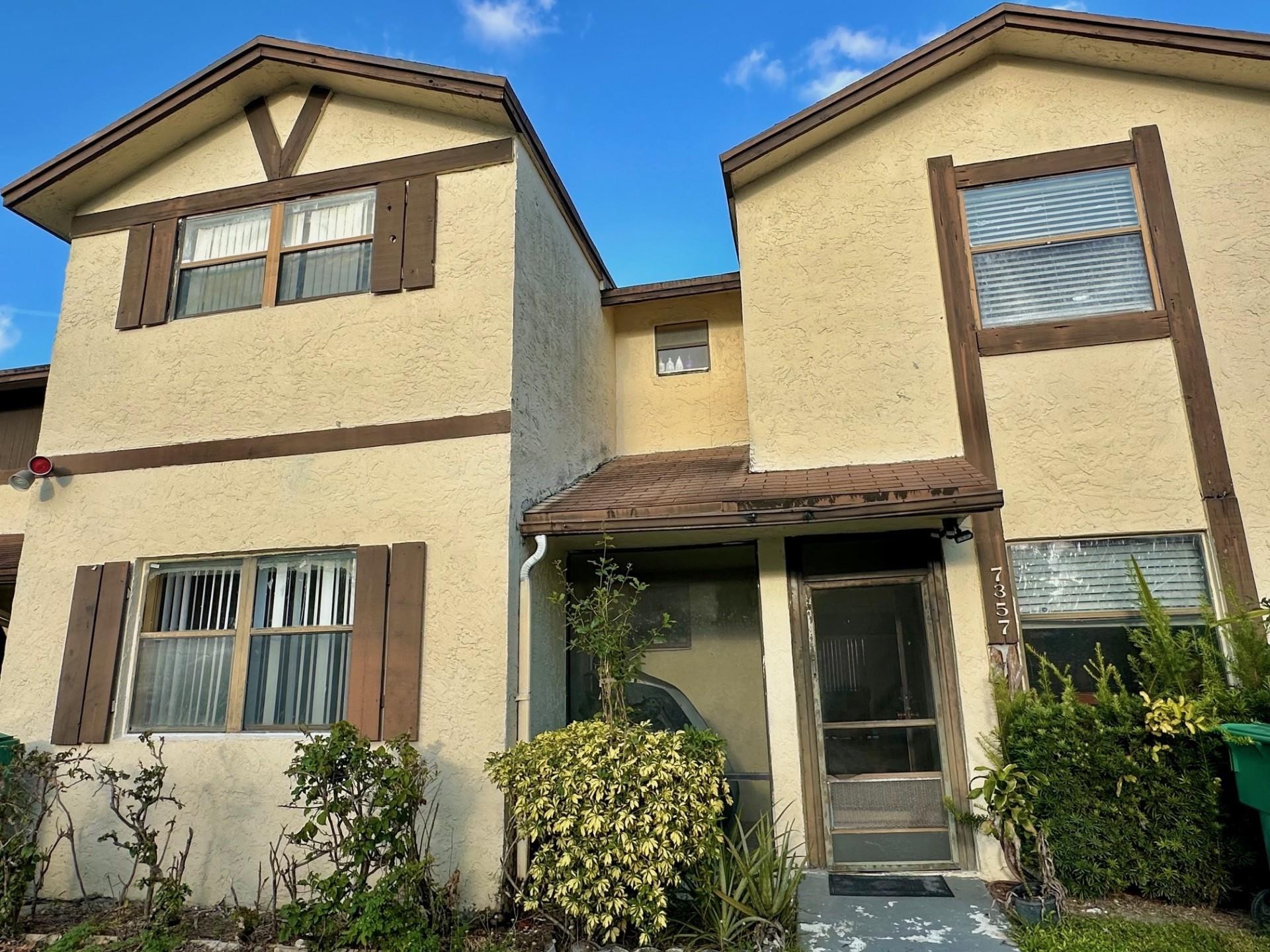 2BR – Townhouse at 7357 NW 34th Street #7357