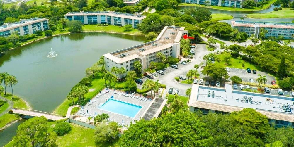 1BR – Condominium at 1902 Bermuda Circle #H-2
