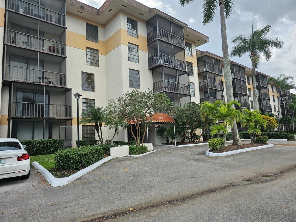 2BR – Condominium at 5570 NW 44th Street #405a