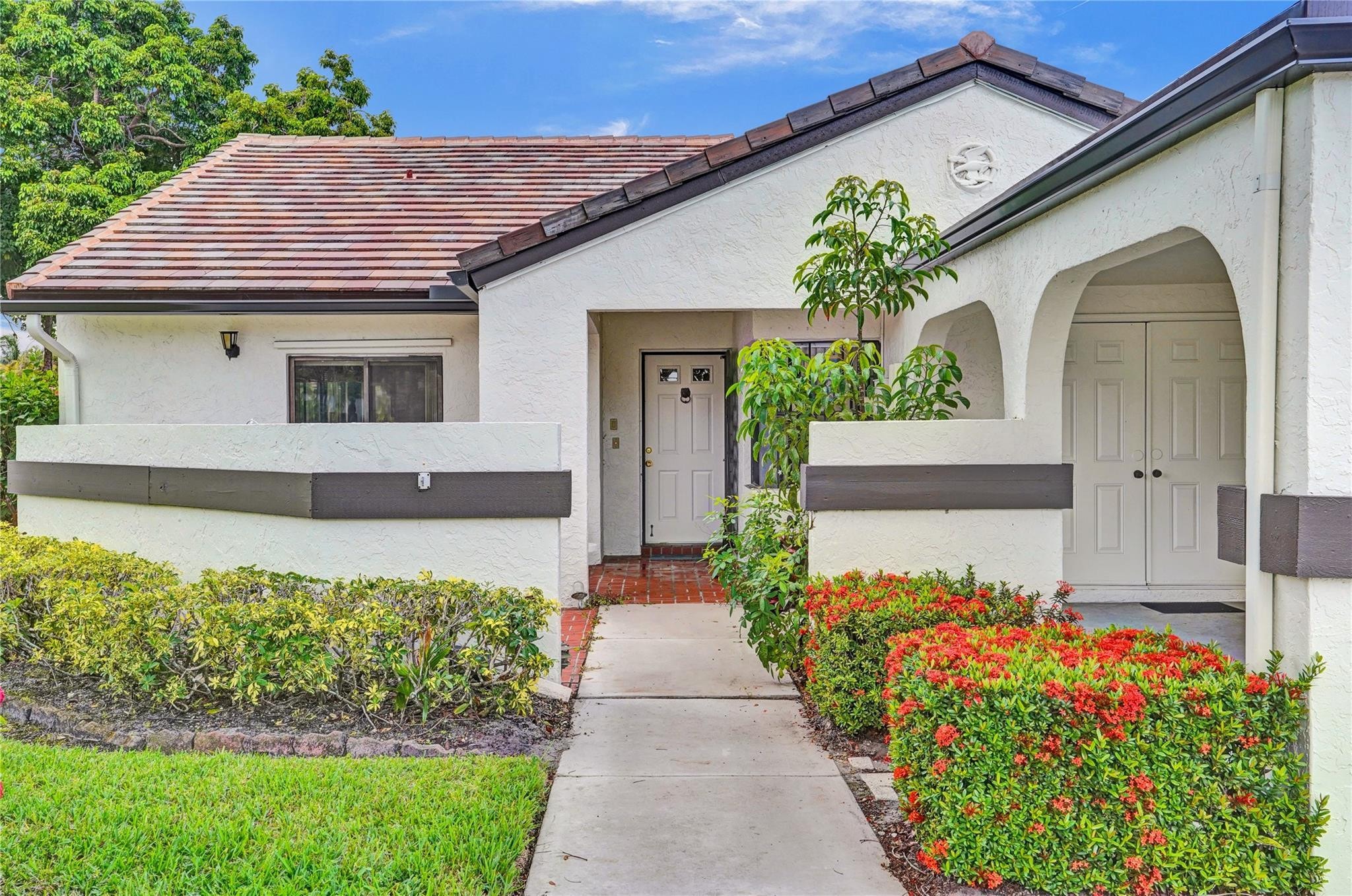 2BR – RES at 5658 Parkwalk Circle