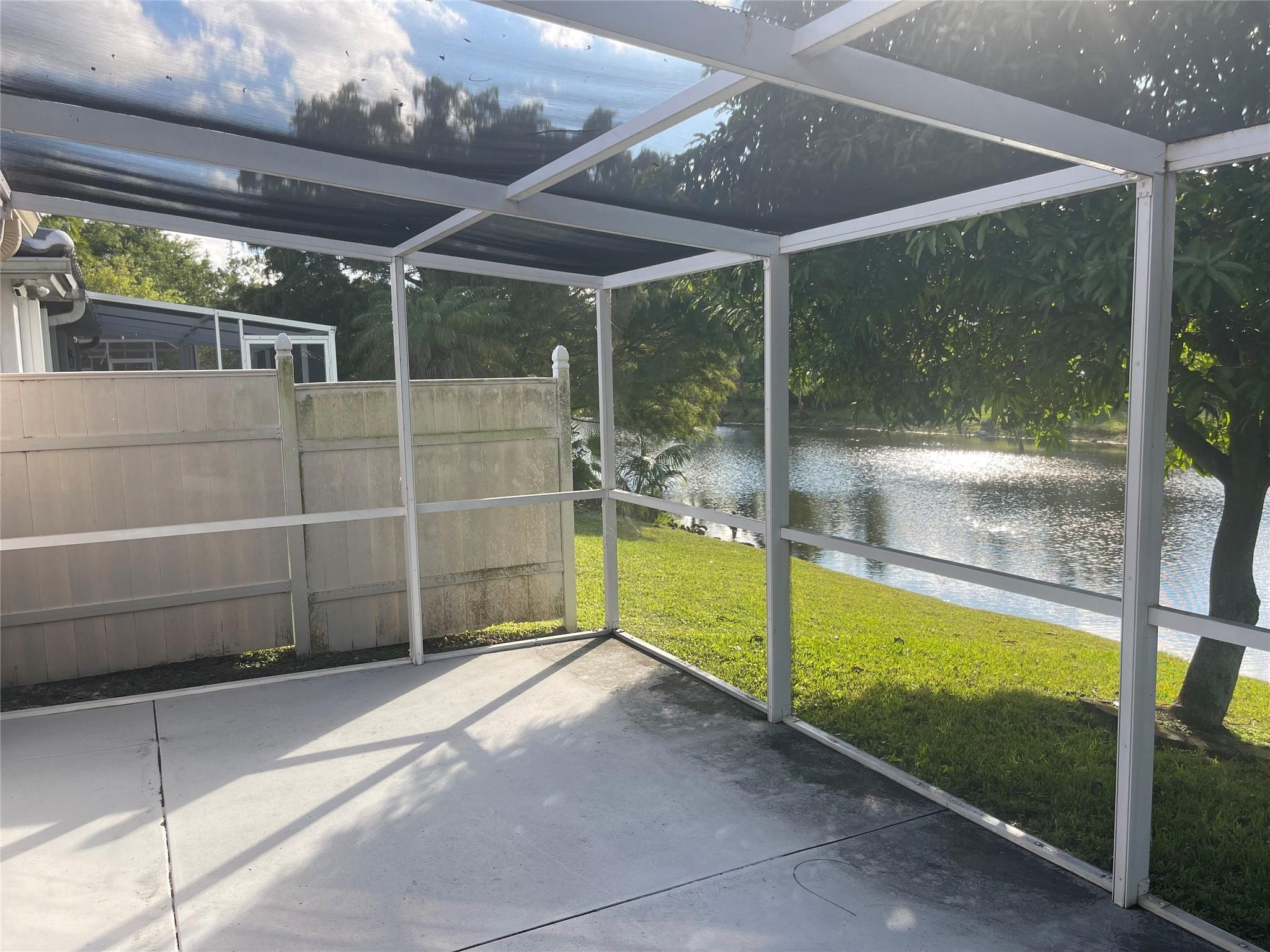 4BR – SingleFamilyResidence at 139 NW 72nd Avenue
