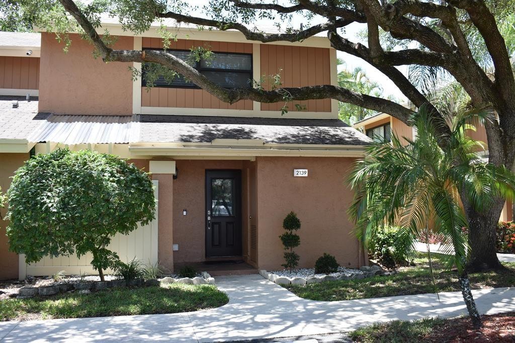 3BR – Townhouse at 2139 NW 45th Avenue