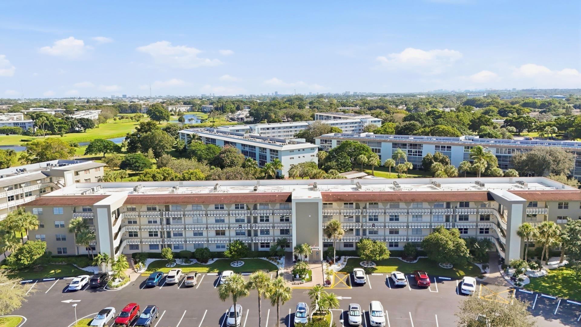 2BR – Condominium at 2901 Victoria Circle #B-2