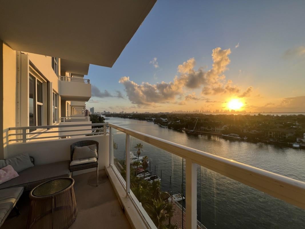 2BR – Condominium at 5600 Collins Avenue #11p