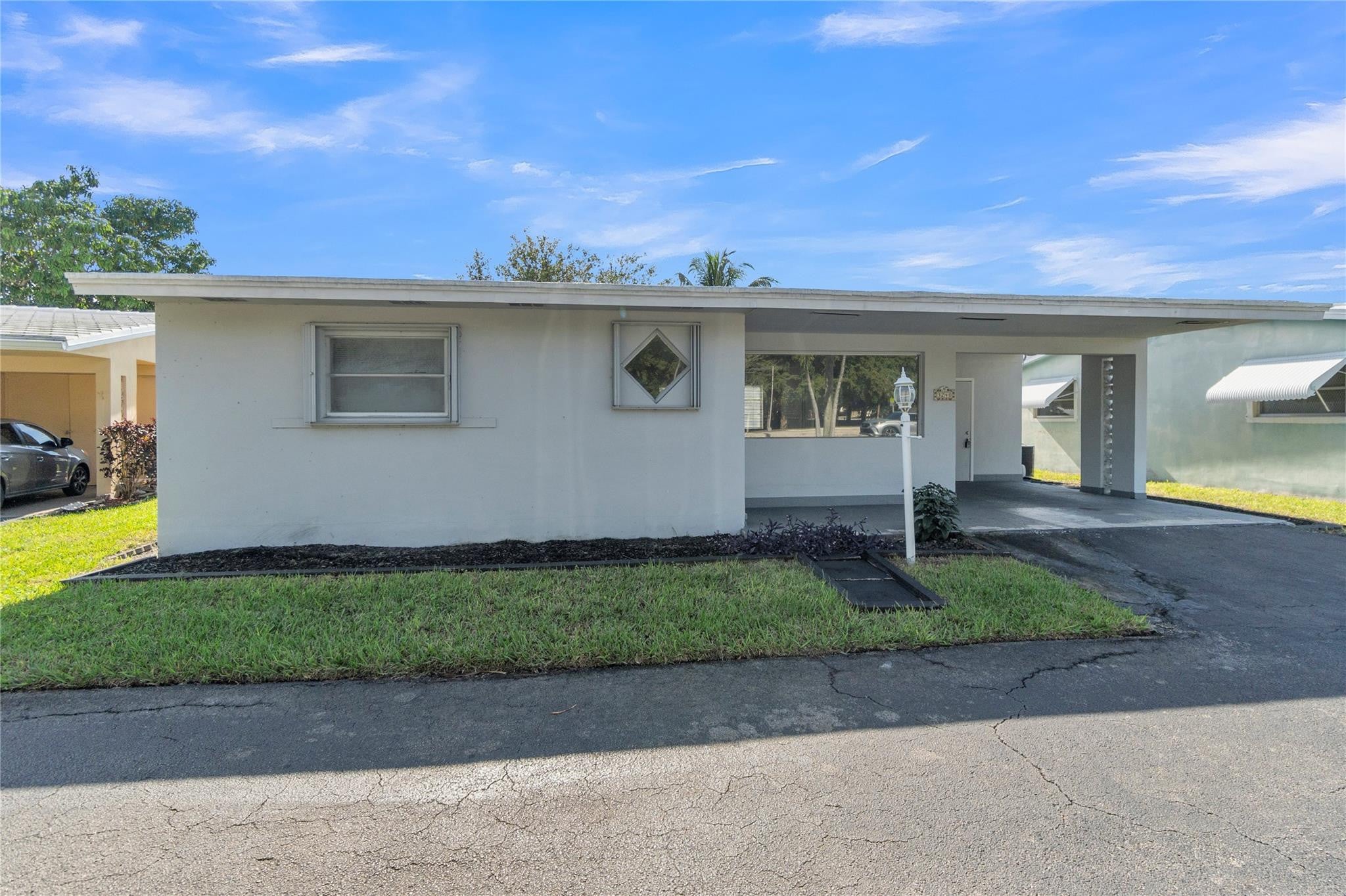 2BR – SingleFamilyResidence at 3240 Sheridan Lane