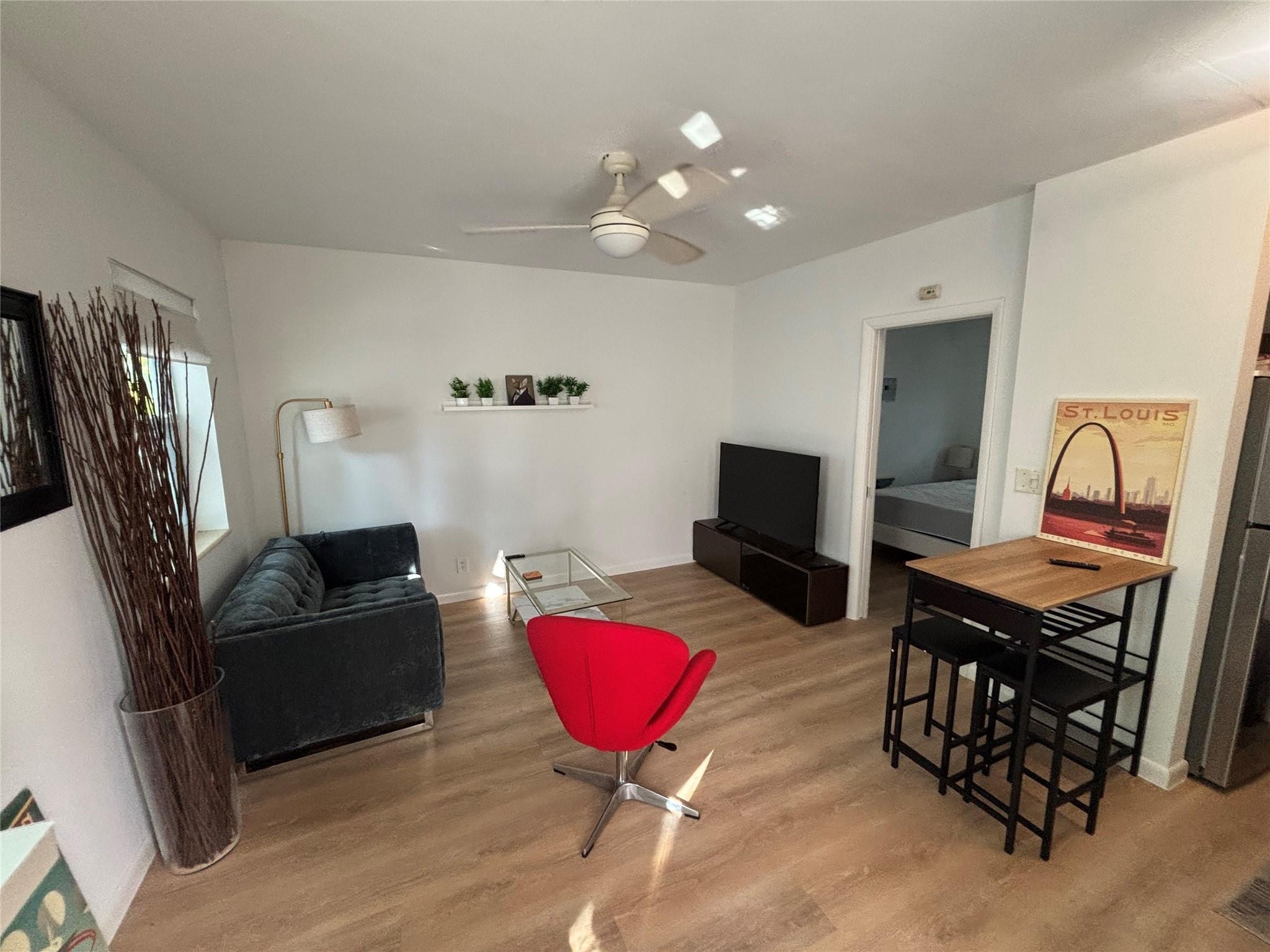 1BR – RNT at 1315 SE 2nd Street #REAR EAST