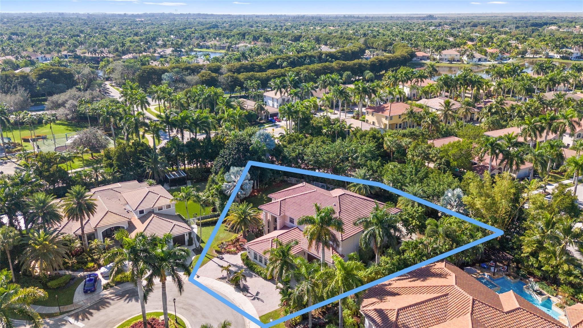 6BR – SingleFamilyResidence at 1585 Victoria Isle Way