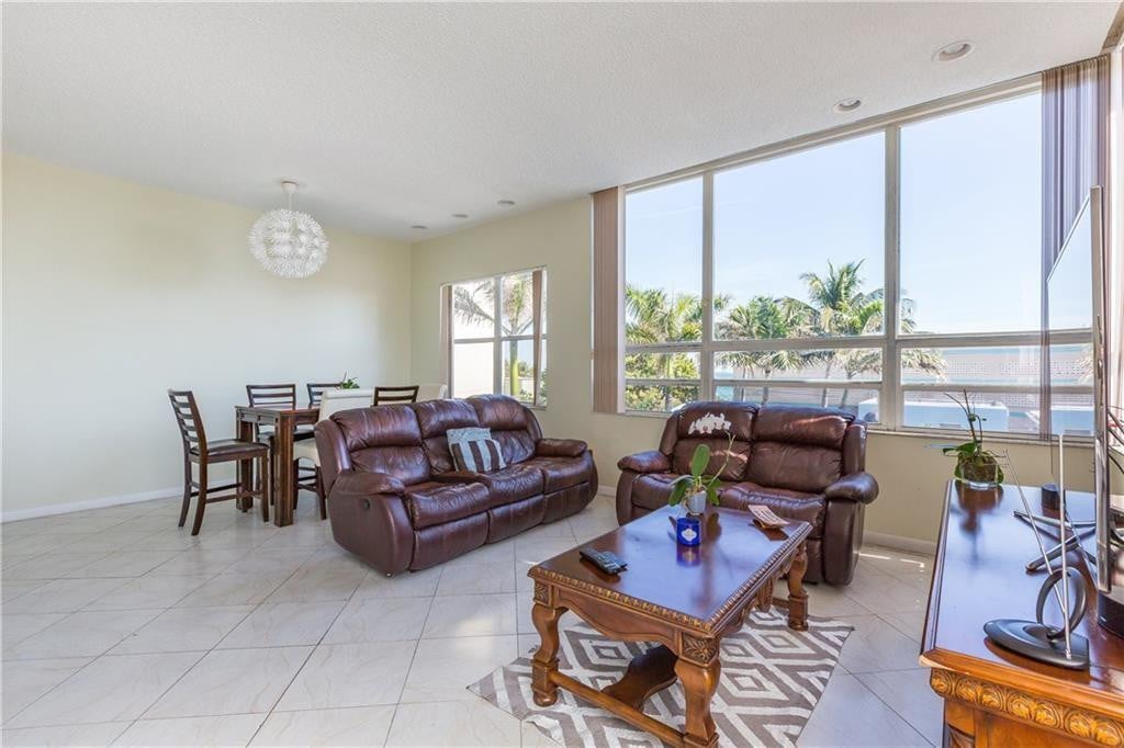 2BR – Condominium at 326 Harrison Street #302a