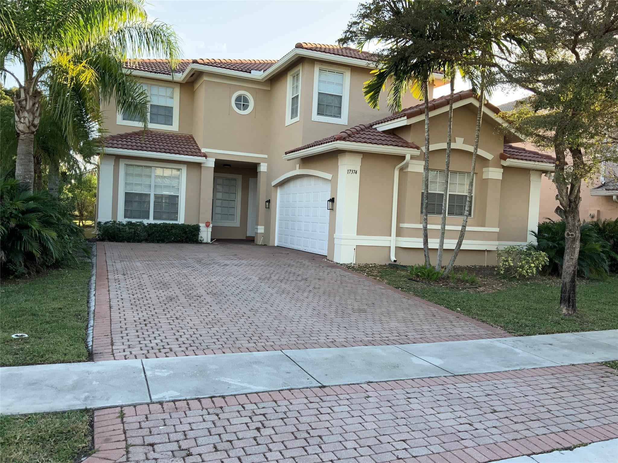5BR – SingleFamilyResidence at 17374 SW 47th Court