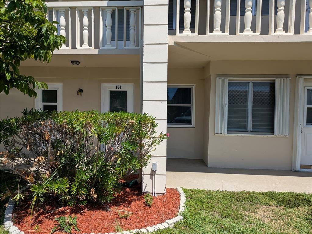 1BR – Condominium at 2115 NE 42nd Court #104N