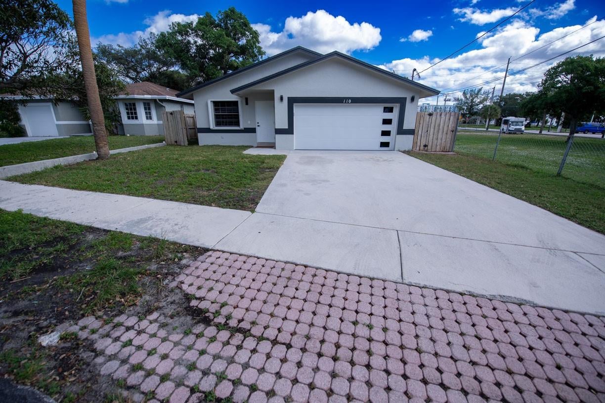 3BR – SingleFamilyResidence at 110 NW 6th Avenue