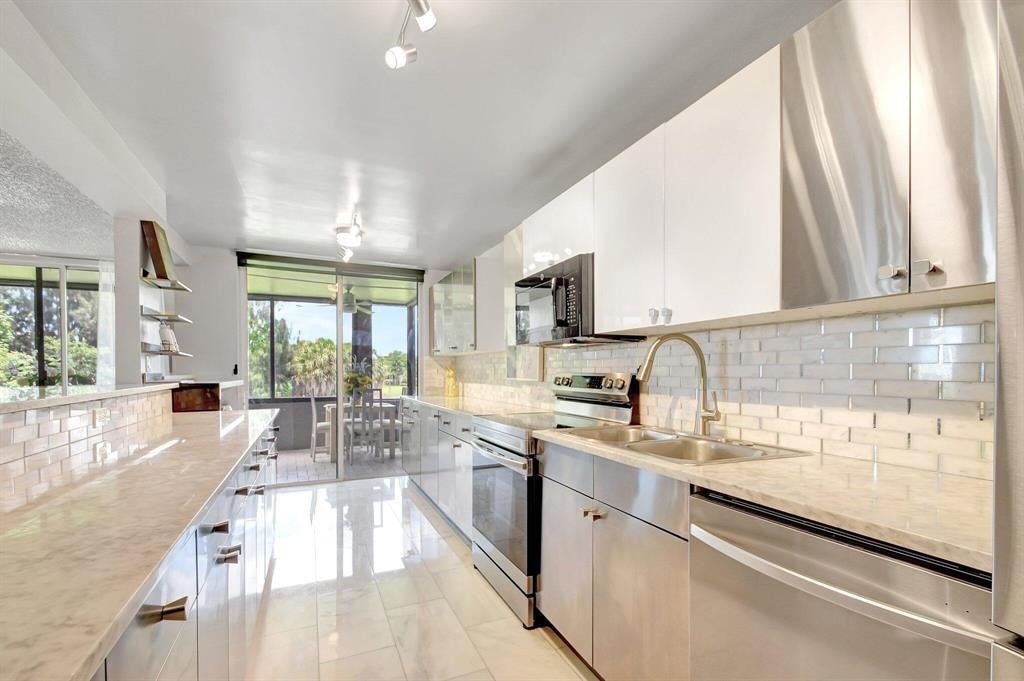 2BR – Condominium at 4770 Fountains Drive #304