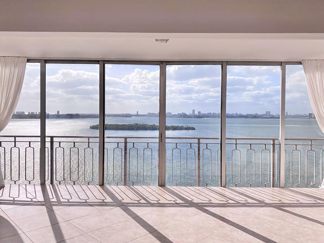 2BR – Condominium at 11111 Biscayne Boulevard #1901