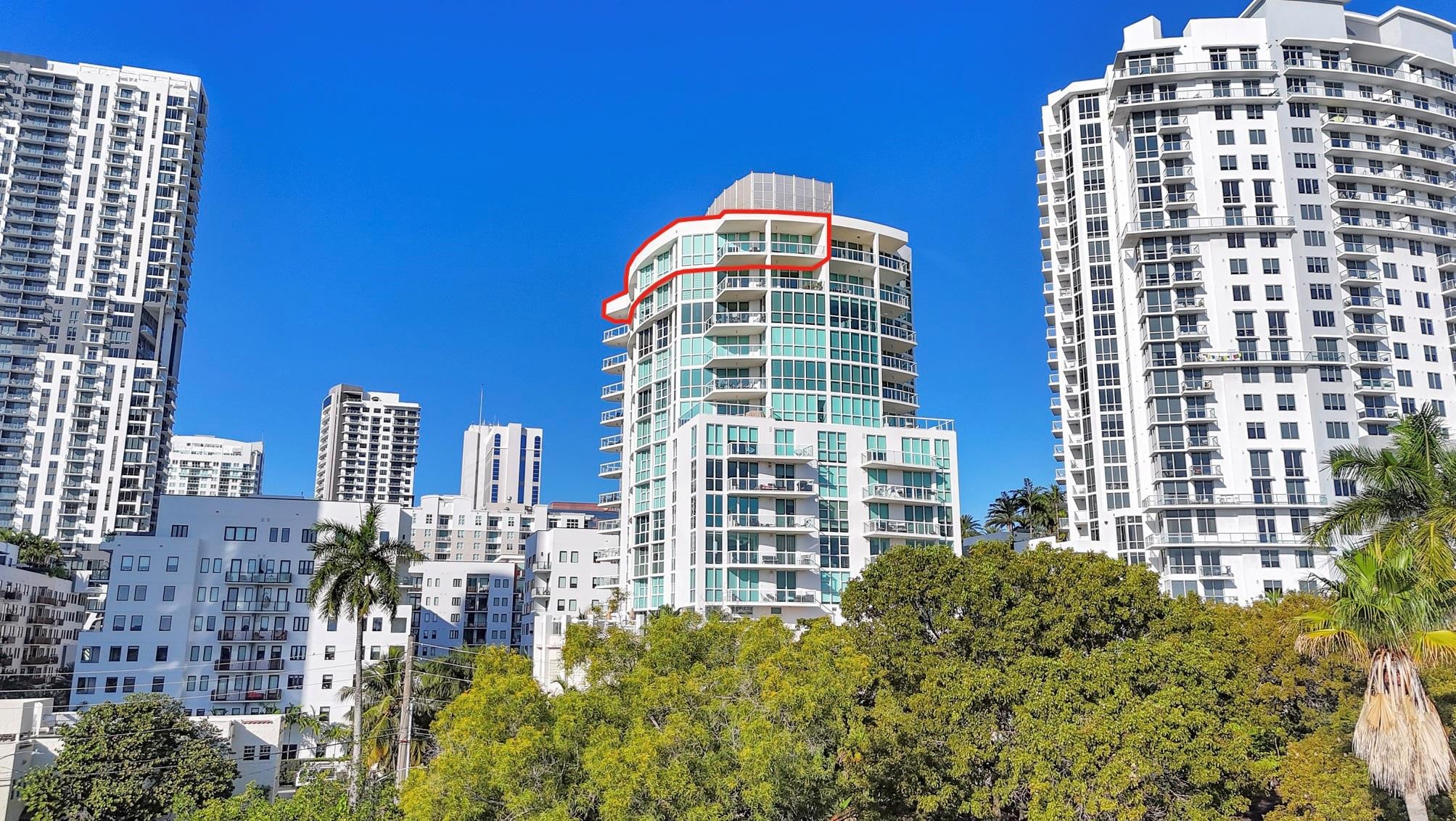 3BR – Condominium at 111 SE 8th Avenue #PH-1701