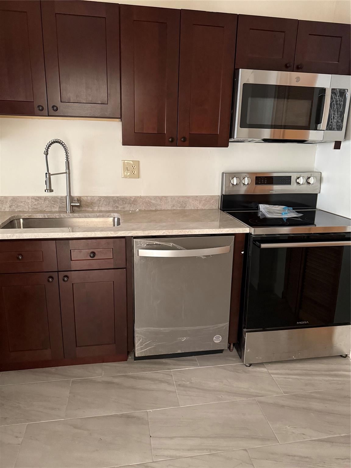2BR – Condominium at 7901 Colony Circle #201