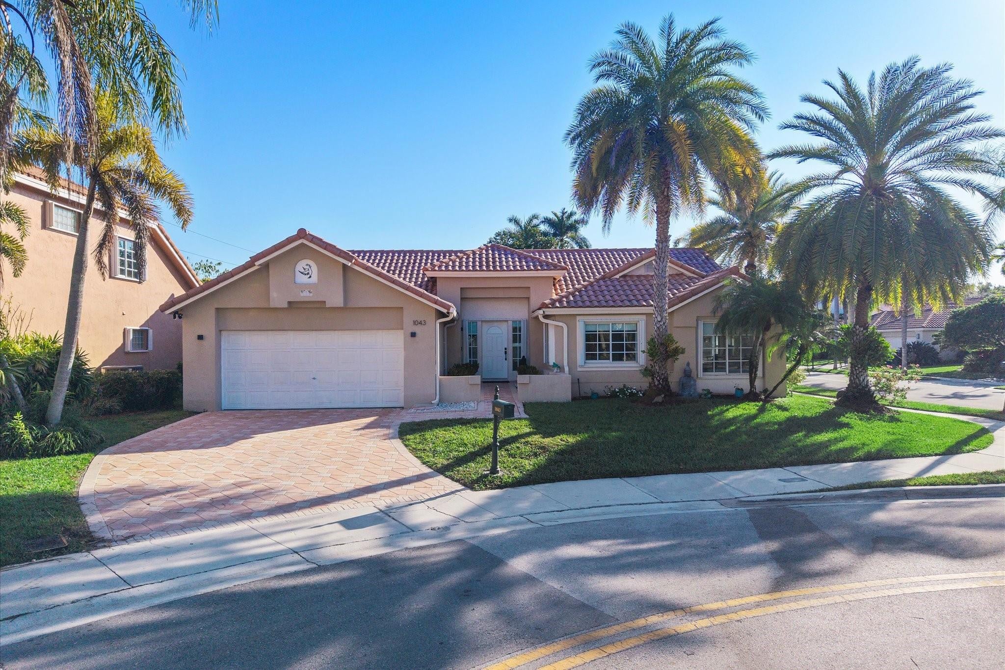 3BR – SingleFamilyResidence at 1043 Laguna Springs Drive
