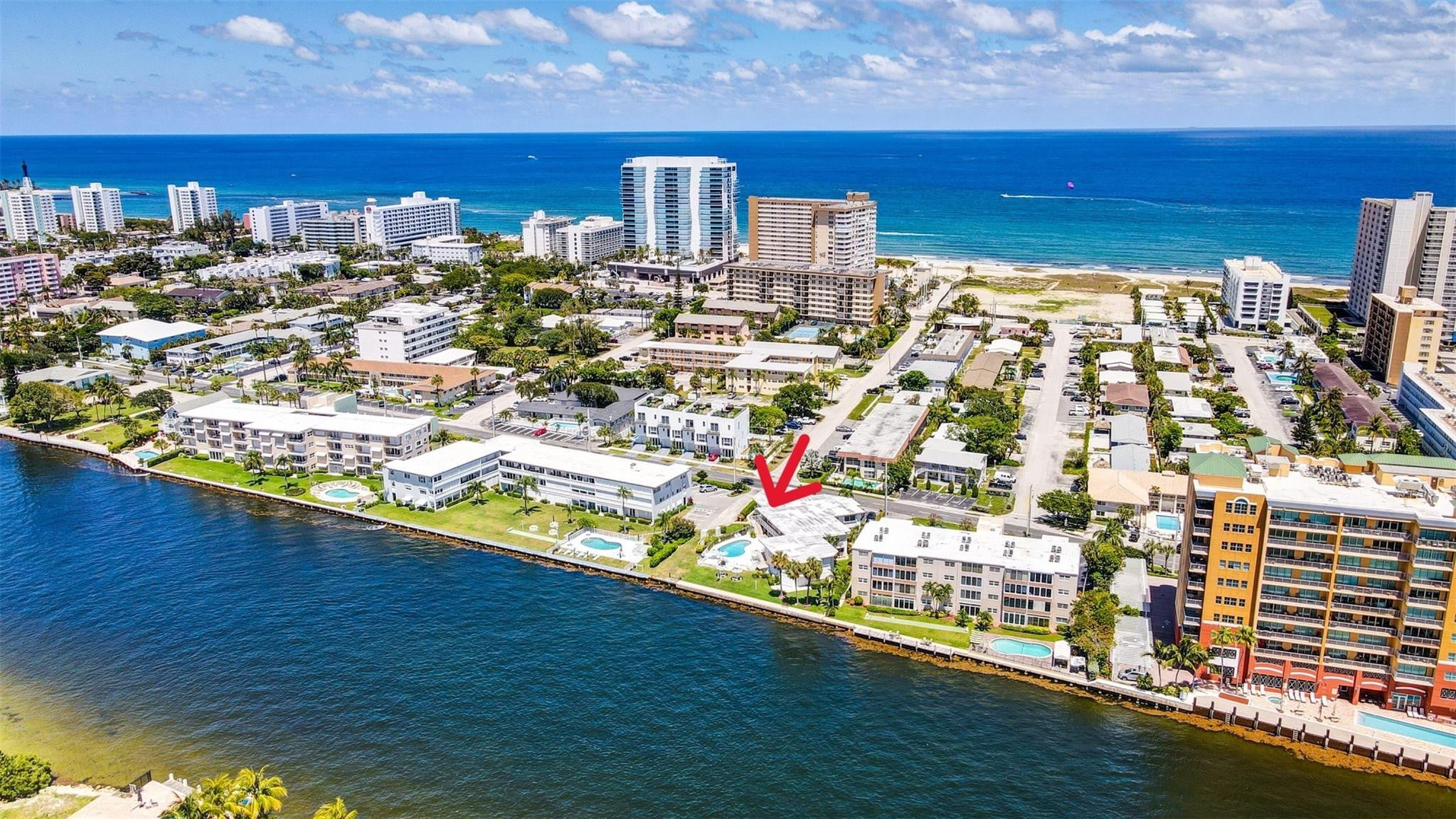 2BR – Condominium at 999 N Riverside Drive #9